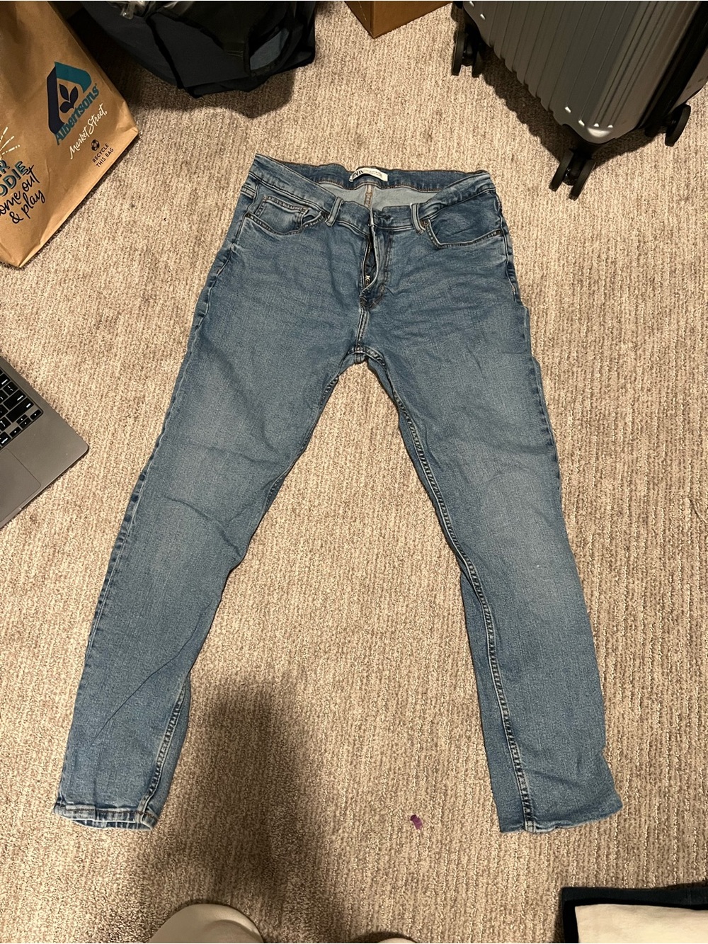 Zara Men's Skinny Jeans in Medium Blue Wash